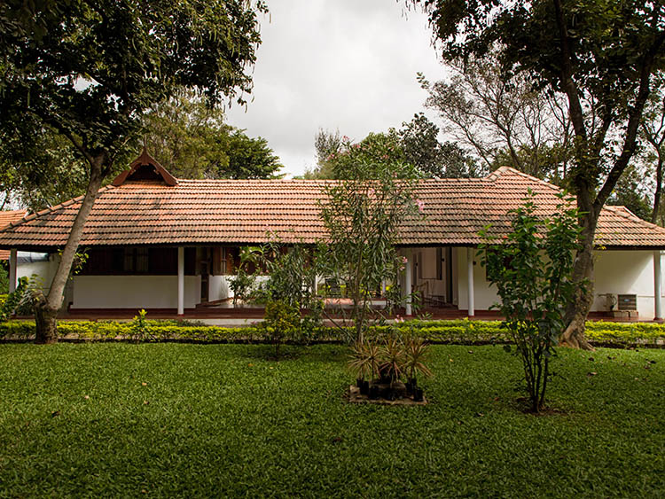 Kayamkulam-ManaRawathur-HouseHeritage-Room-1