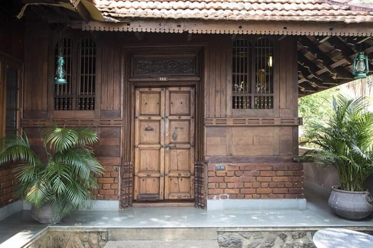 Kerala Deluxe Suite2