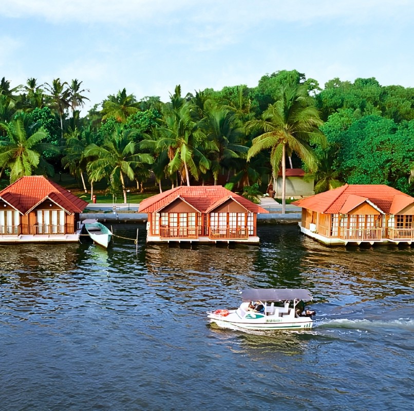 Poovar Island Resort